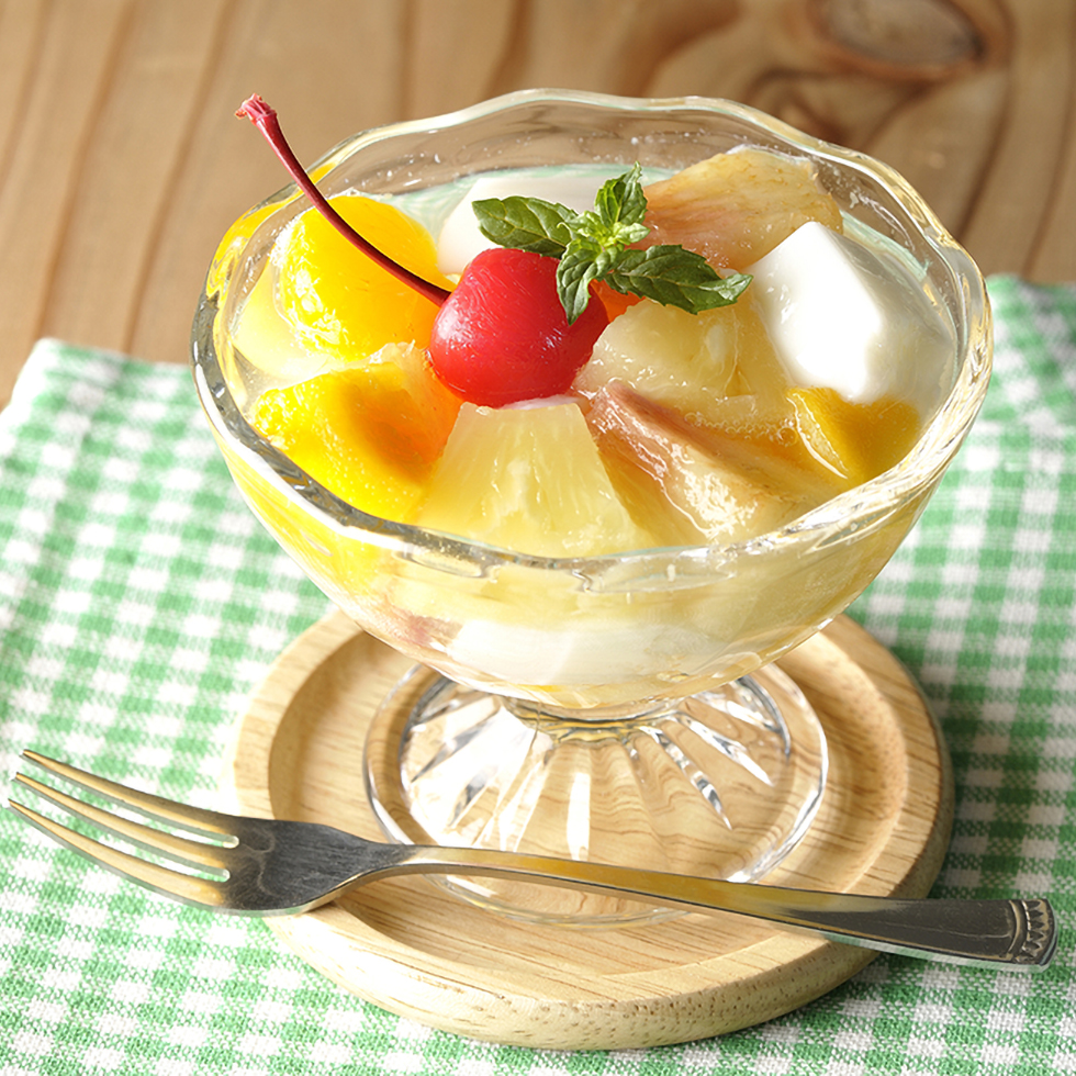 缶詰フルーツの盛り合わせ