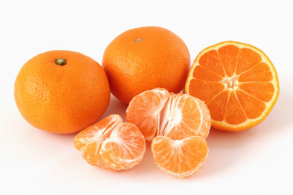 カットしたみかん